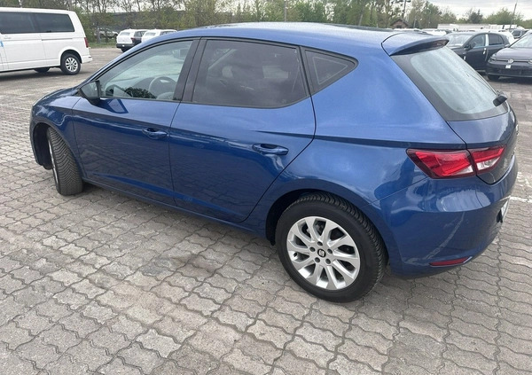 Seat Leon cena 43900 przebieg: 217735, rok produkcji 2015 z Wieluń małe 154